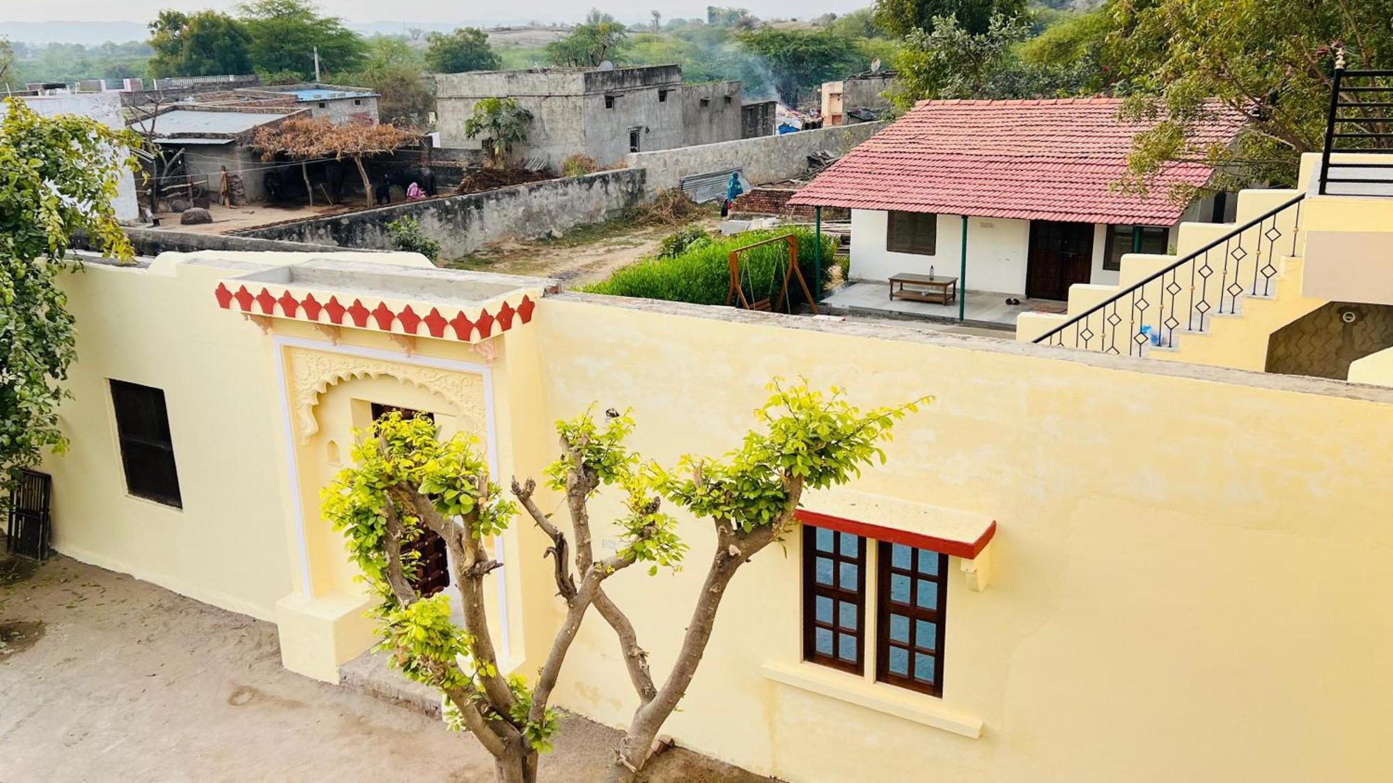 Jawai Balwant Villas Bijapur  Exterior photo